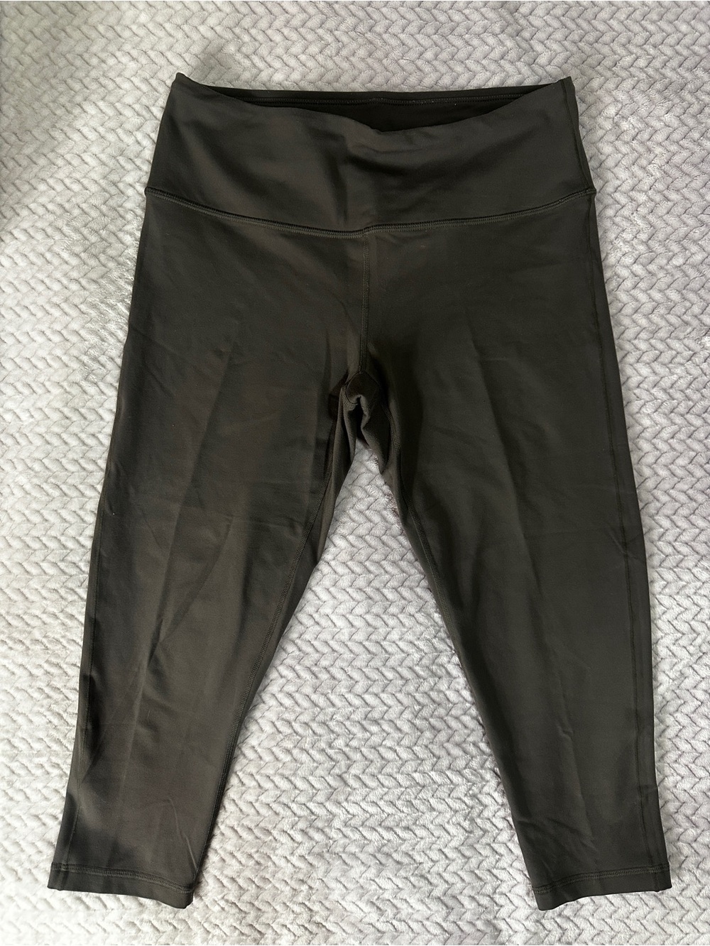 Prana Gray Women’s Capri Leggings